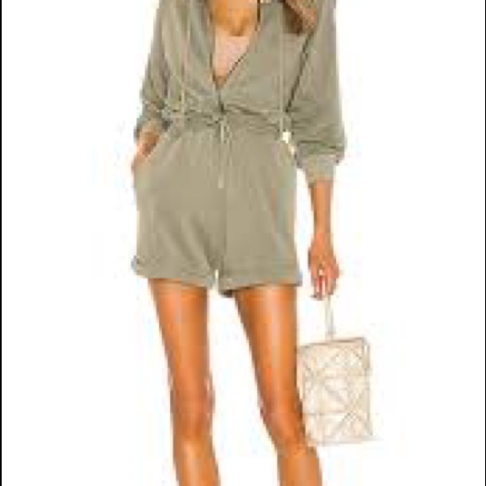 LSPACE Stay Cool Romper size small